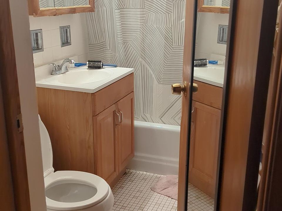 2nd image of 5236 N Delphia Ave #3E