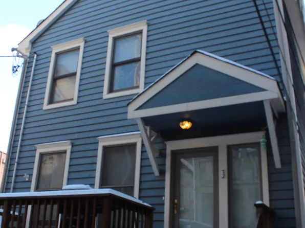 2121 W Schiller St APT Coach, Chicago, IL 60622