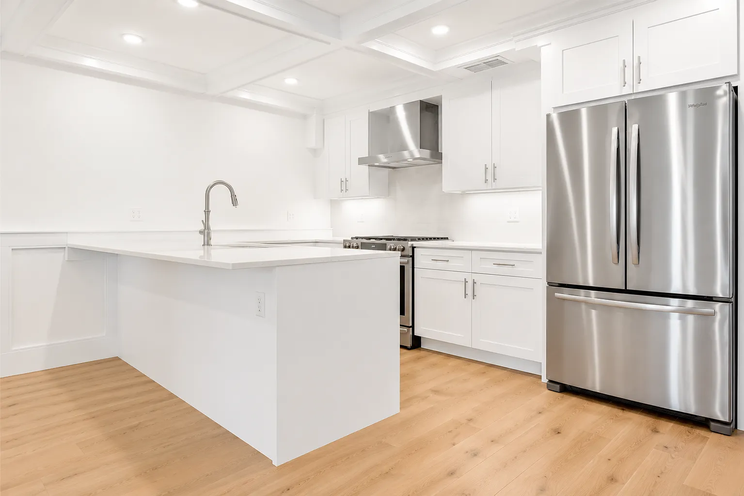2 bed, 2.5 bath, 1393 sqft, $4,400 — Photo 1