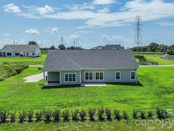 5th image of 3013 Isle Ln
