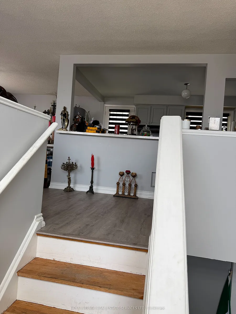 Building Photo - 267 Irene Dr
