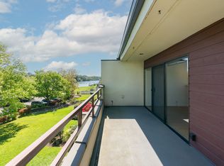 5150 S Landing Dr UNIT 311, Portland, OR 97239