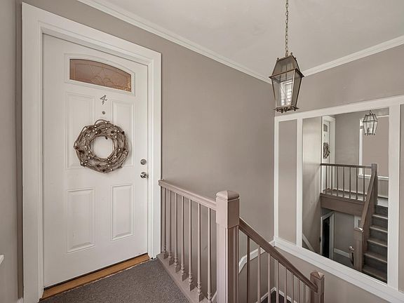 2nd image of 2511 Marilee Ln APT 4