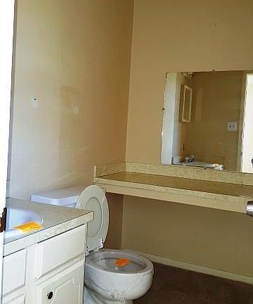 5th image of 2542 Tandy Dr