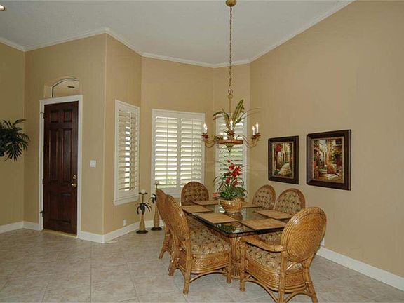 4th image of 311 Harborside Cir