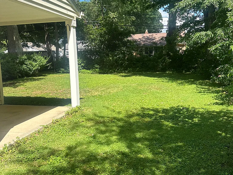 587 Glen Park Dr — Photo 5