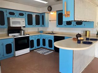 101 Western Lake Dr, Weatherford, TX 76087