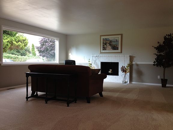 Front room w/ large window