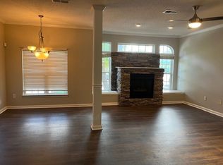 3002 Greystone Point APT F, Greensboro, NC 27410