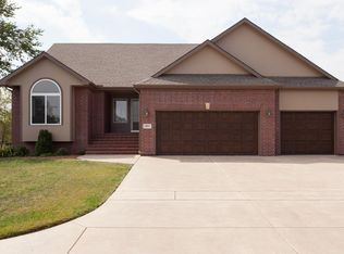 353 S Grand Mere Ct, Wichita, KS 67230