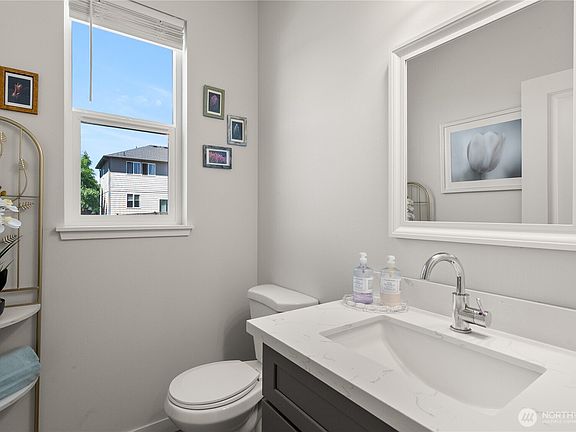 5th image of 13439 8th Avenue Ct S