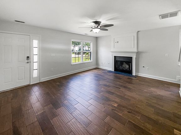 3rd image of 1128 Peninsula Cove Dr