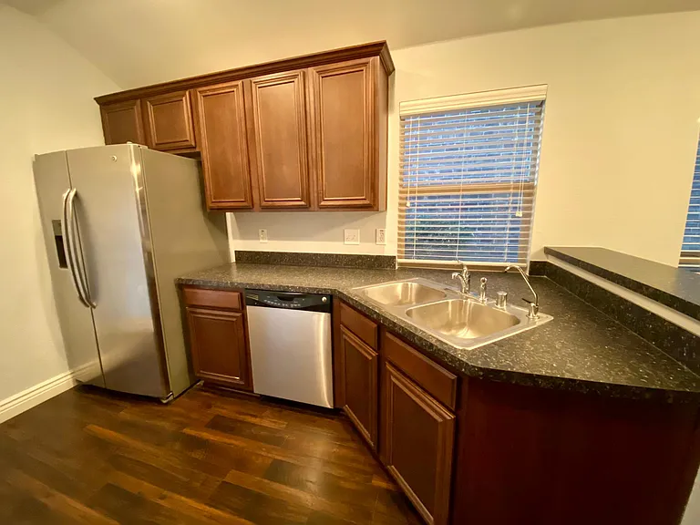 1313 Land Oak Rd — Photo 6