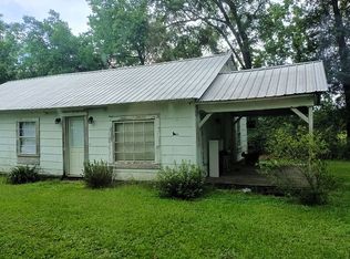 8 Rasberry Rd, Laurel, MS 39443