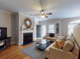4628 Dabney Vigor Dr, Charlotte, NC 28209
