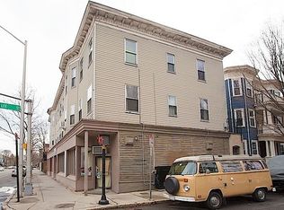 370 Broadway #3R, Cambridge, MA 02139