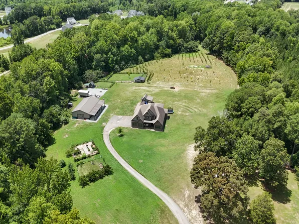 1223 Oakridge Duncan Rd, Fuquay Varina, NC 27526