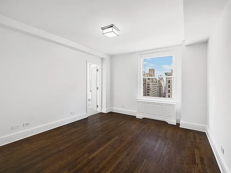 1085 Park Ave #13B — Photo 16