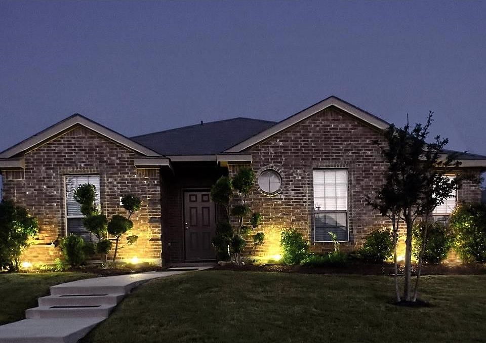 1st image of 1305 Beeblossom Dr
