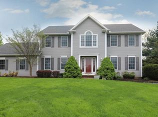 31 Canterbury Ct, Canfield, OH 44406
