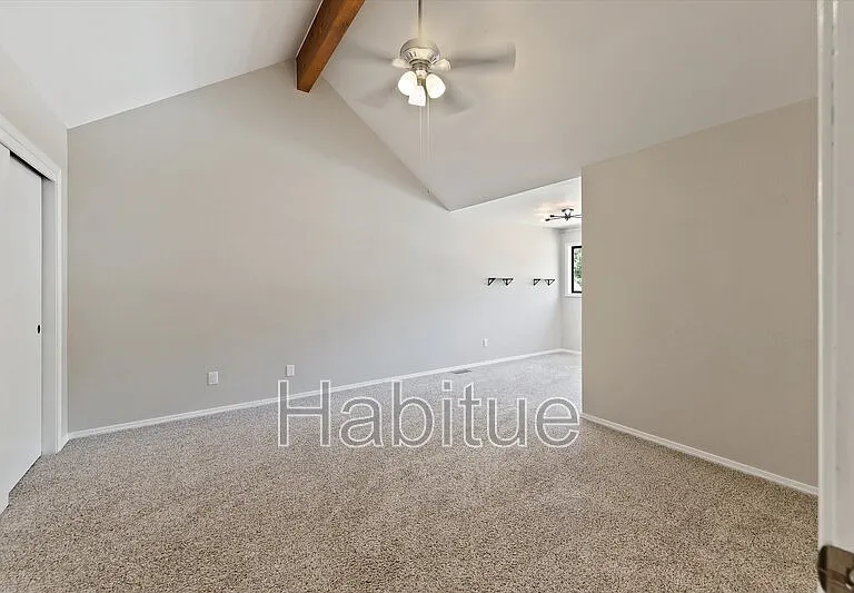 2403 W Irene St — Photo 22