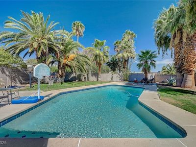 4030 E Twain Ave, Paradise, NV, 89121