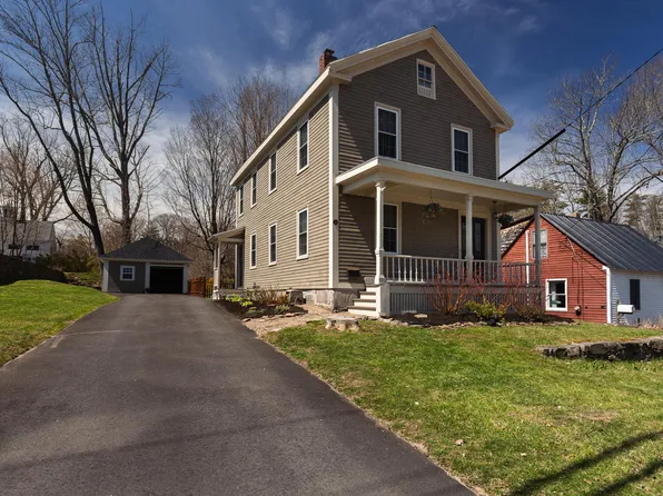52 School Street, Gorham, ME 04038