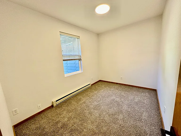 1204 N Brooklane St — Photo 12