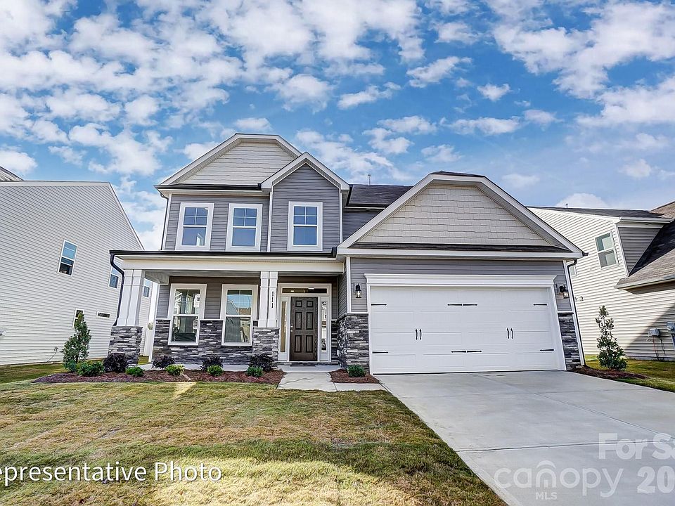 1st image of 5923 New River Dr
