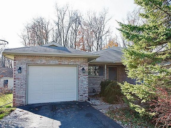 2nd image of 6221 Cross Bend Ct #6223