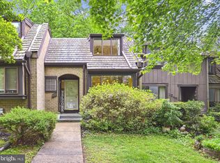 1551 Scandia Cir, Reston, VA 20190