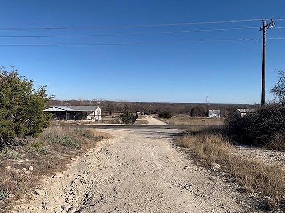 3rd image of 106 Sparrow Dr
