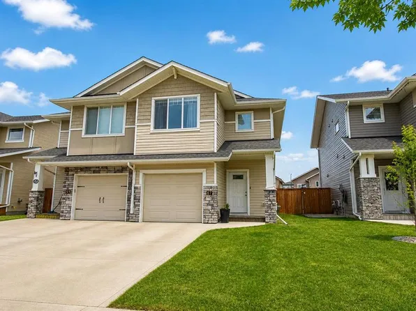 67 W Thomlison Ave, Red Deer, AB T4P 0W3