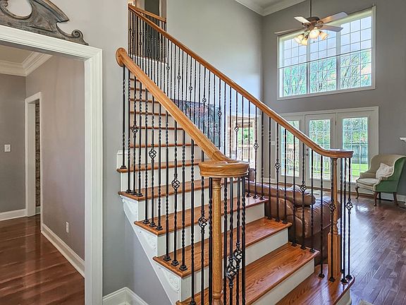 5th image of 4804 SE Tomahawk Dr