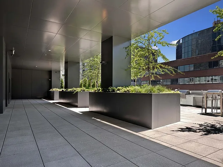 160 Water St #3K — Photo 12