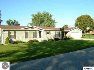 102 Olive St, Saint Louis, MI 48880