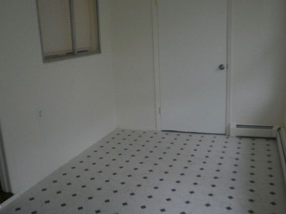 5th image of 13 Allaire Dr