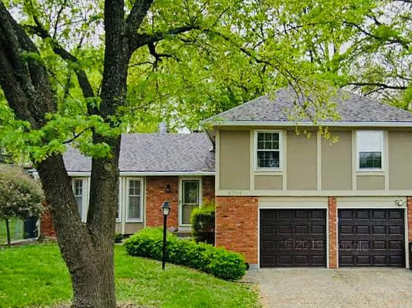 9708 Slater Ln, Overland Park, KS 66212