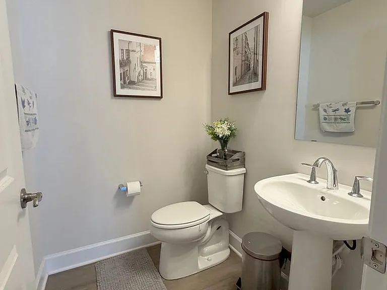 10802 Foxtrot Cir — Photo 25