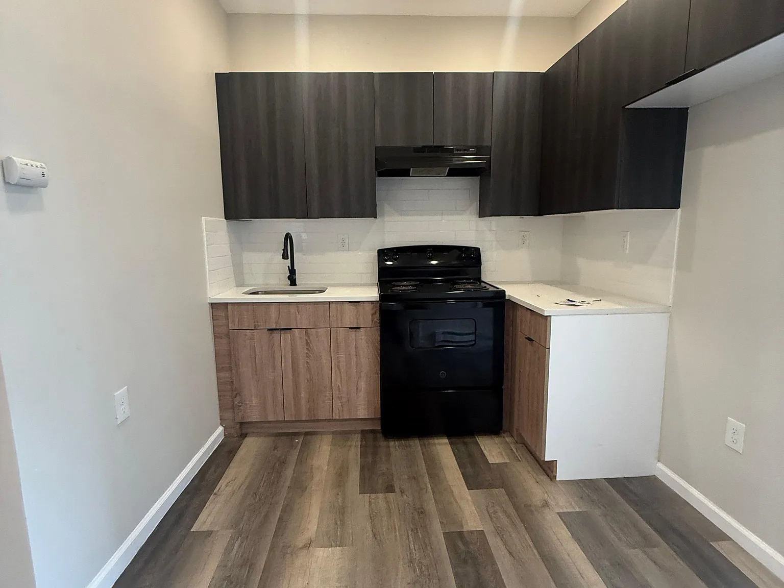 4 bed, $2,250 — Photo 4