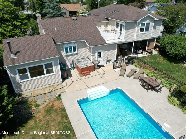 10 Dennis Place, West Long Branch, NJ 07764