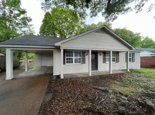 7041 Carrolton Dr W, Southaven, MS 38671