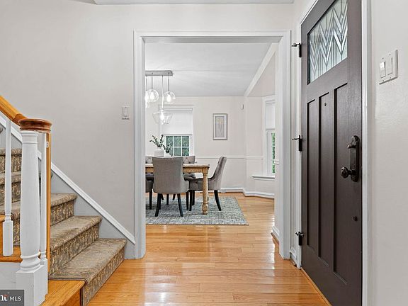 4th image of 113 Harrogate Rd