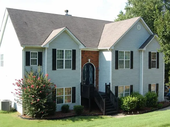 1129 Jefferson Walk Cir, Jefferson, GA 30549