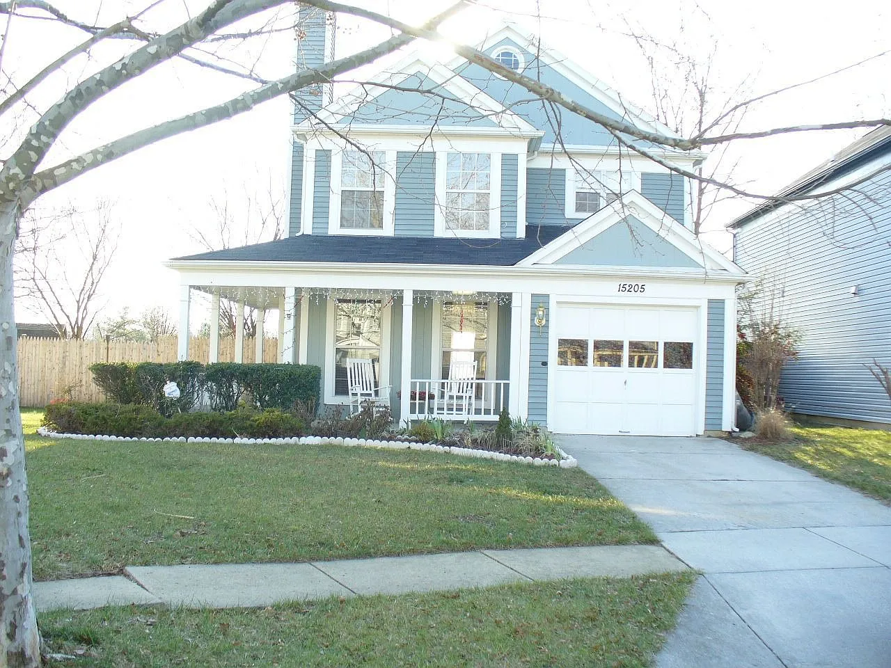15205 Endicott Dr photo 1