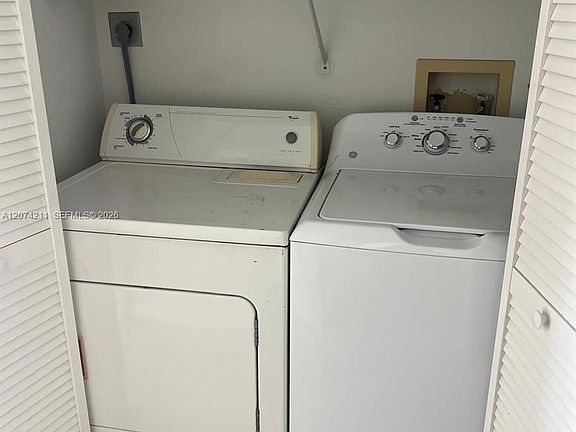 4th image of 19601 E Country Club Dr #7603