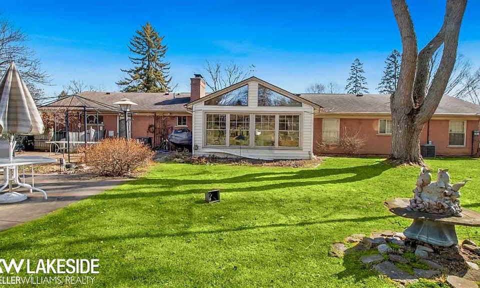 2nd image of 6437 Malvern Dr