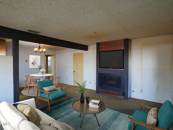 3rd image of 18433 Hatteras St Unit 209