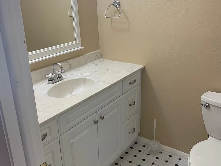 5835 Tanglewood Dr NE — Photo 10