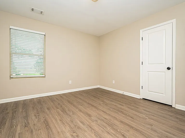 4047 Clay Ct SE — Photo 13